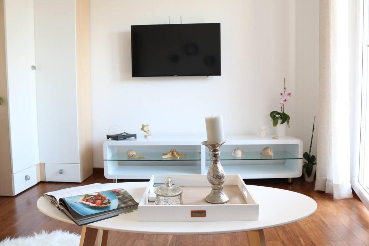 Apartments Ela Трогір Екстер'єр фото