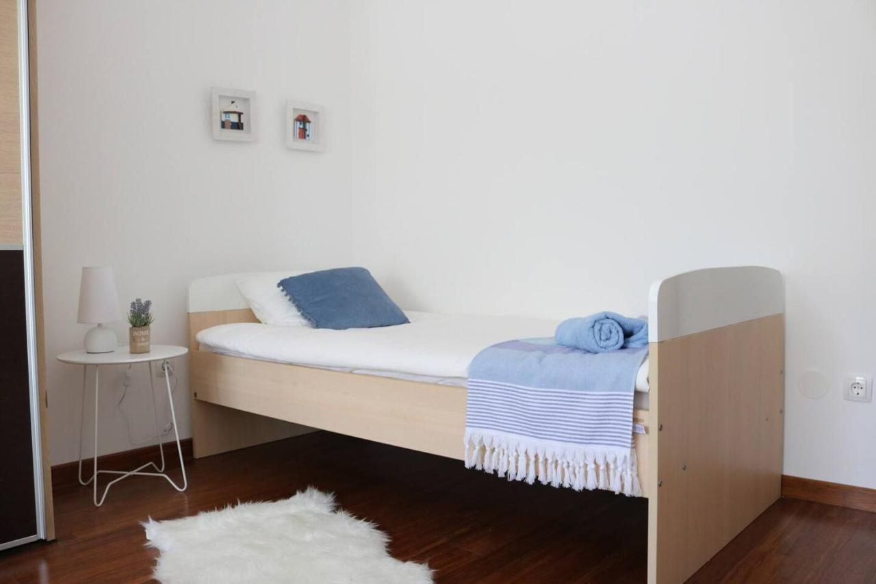Apartments Ela Трогір Екстер'єр фото