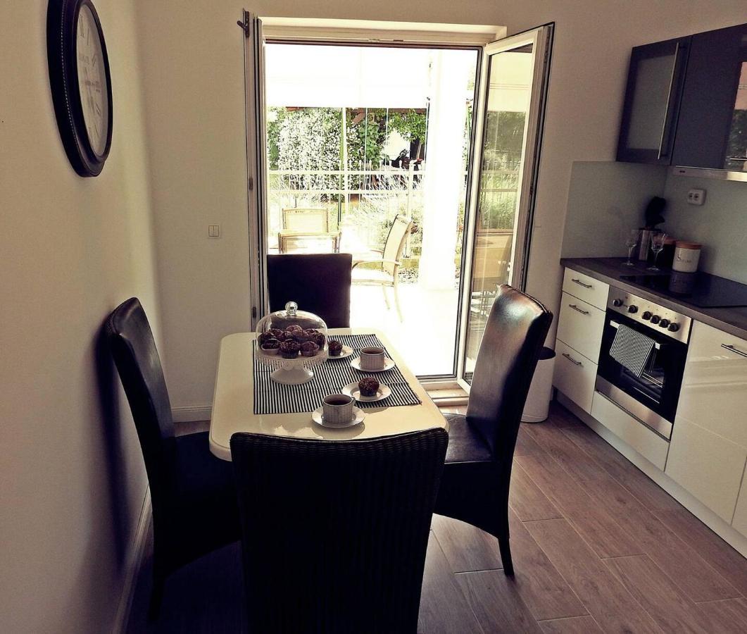 Apartments Ela Трогір Екстер'єр фото