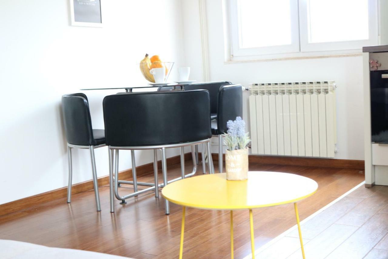 Apartments Ela Трогір Екстер'єр фото